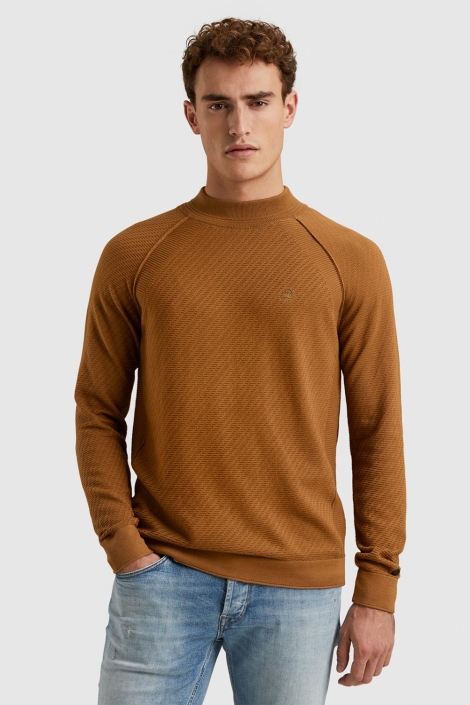 Cast Iron bruine heren trui | Model vooraanzicht