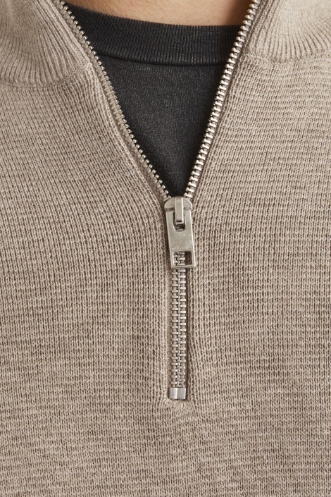 Jack & Jones camel heren trui | Close up
