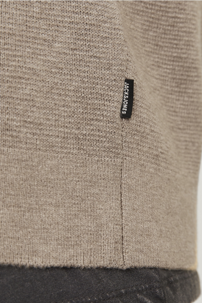 Jack & Jones camel heren trui | Close up