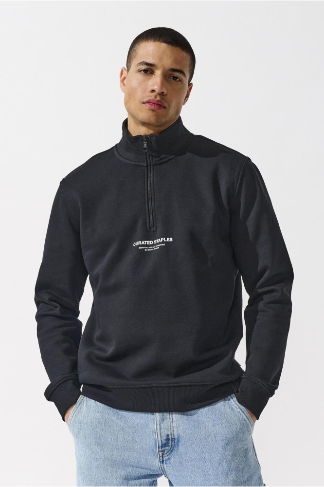 Only & Sons zwarte heren sweater | Model