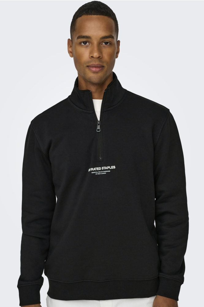 Only & Sons zwarte heren sweater | Model vooraanzicht