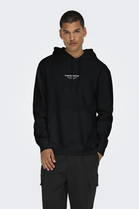 Only & Sons zwarte heren sweater | Model vooraanzicht