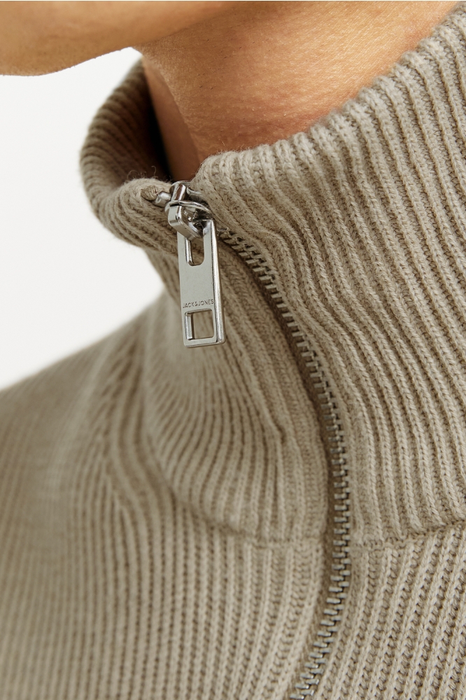 Jack & Jones beige heren trui | Close up
