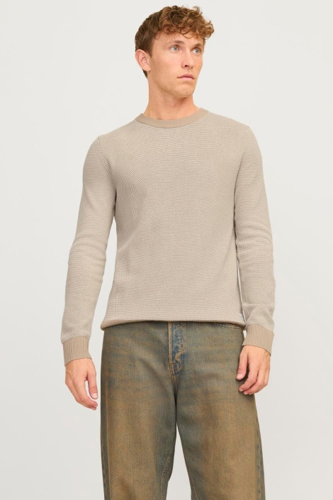 Jack & Jones beige heren trui | Model vooraanzicht