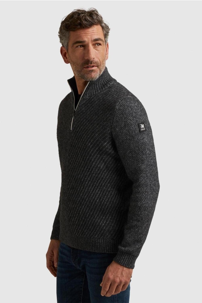 Vanguard grijze heren trui | Model zijaanzicht