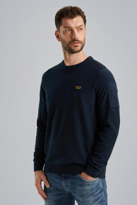 PME legend blauwe heren trui | Model zijaanzicht