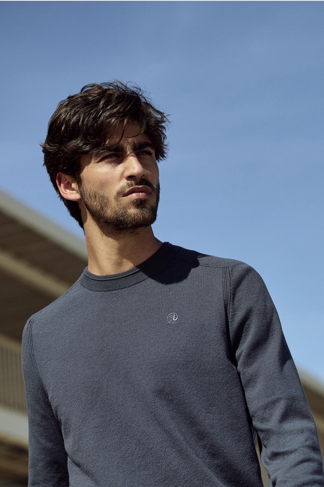 Cast Iron blauwe heren trui | Sfeerbeeld, In situatie