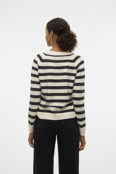 Vero Moda beige dames trui | Model achteraanzicht