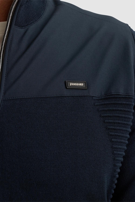 Vanguard blauwe heren vest | Close up