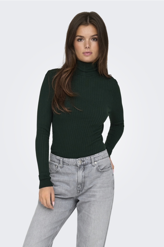 Only groene dames trui | Model vooraanzicht
