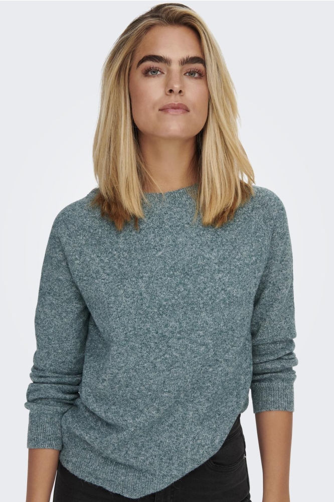 Only blauwe dames trui | Model vooraanzicht