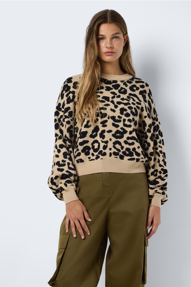 Noisy may beige dames trui | Model