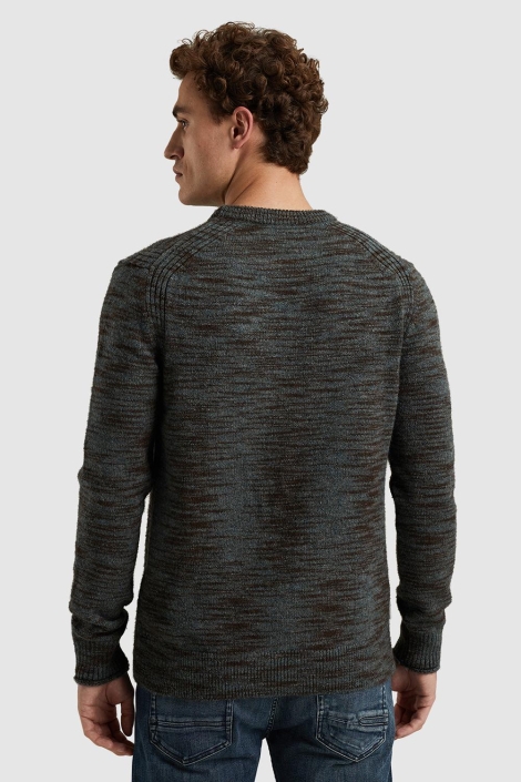 Cast Iron groene heren trui | Model achteraanzicht