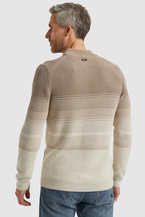 Vanguard beige heren trui | Model achteraanzicht