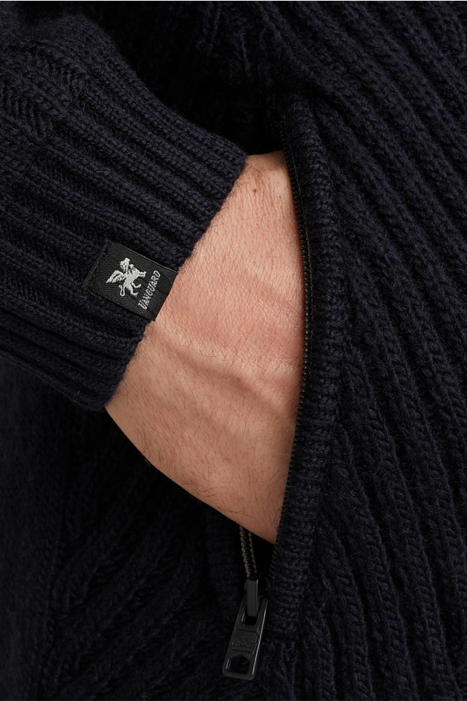 Vanguard blauwe heren vest | Close up