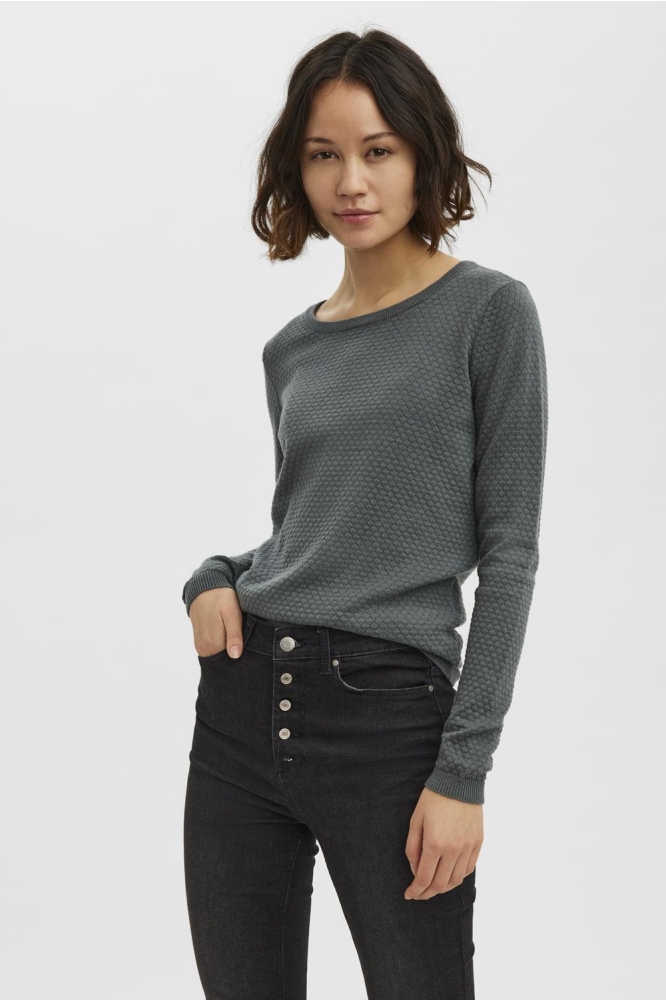 Vero Moda groene dames trui | Model vooraanzicht