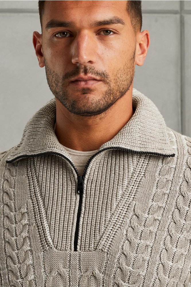 Cast Iron beige heren trui | Close up