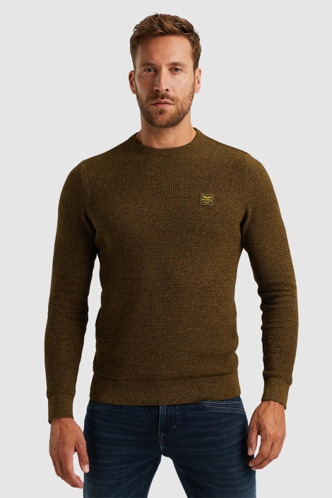 PME legend bruine heren trui | Model vooraanzicht