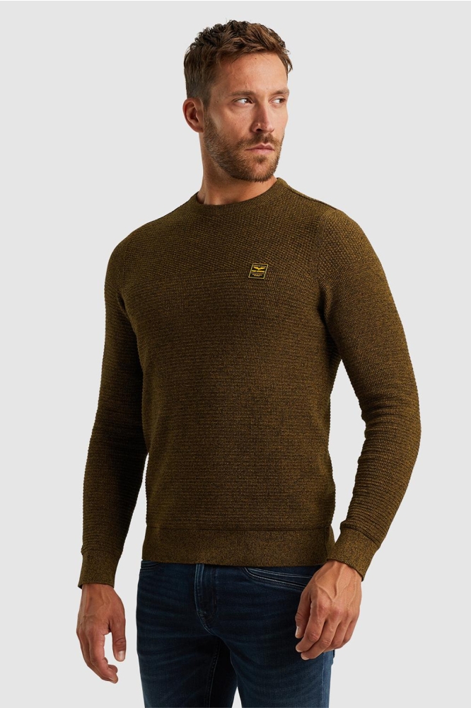 PME legend bruine heren trui | Model vooraanzicht