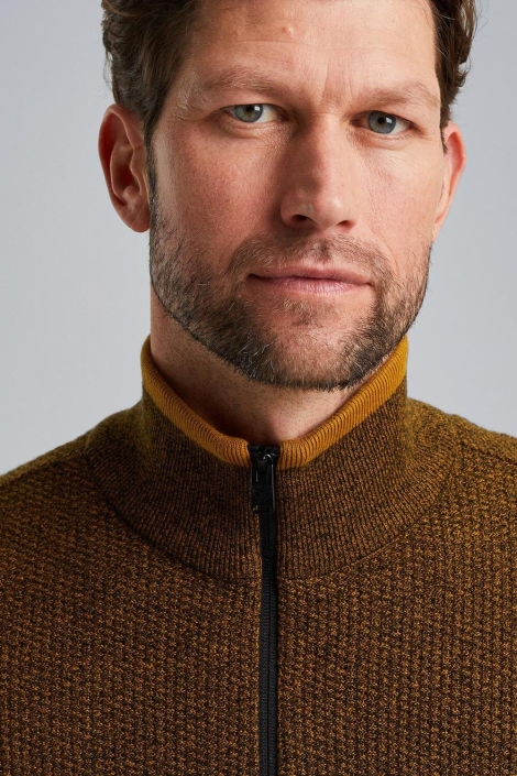 PME legend bruine heren trui | Close up