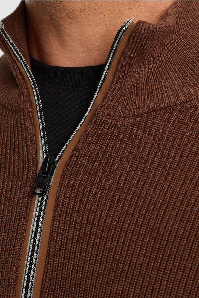 Vanguard bruine heren trui | Close up