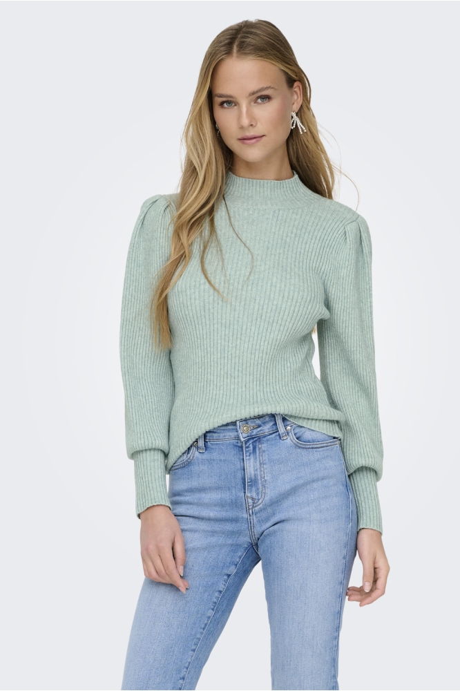 Only groene dames trui | Model vooraanzicht