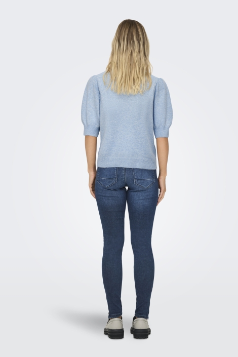 Only blauwe dames trui | Model achteraanzicht