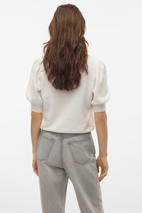 Vero Moda witte dames trui | Model achteraanzicht
