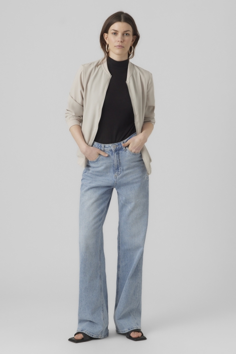 Vero Moda beige dames vest | Model