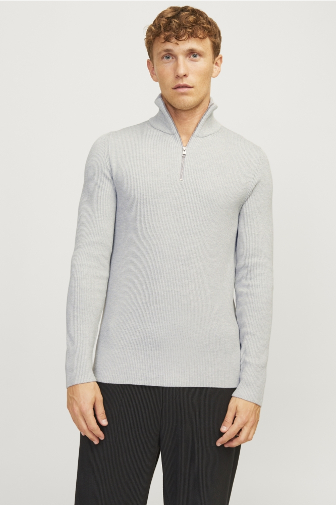 Jack & Jones grijze heren trui | Model vooraanzicht