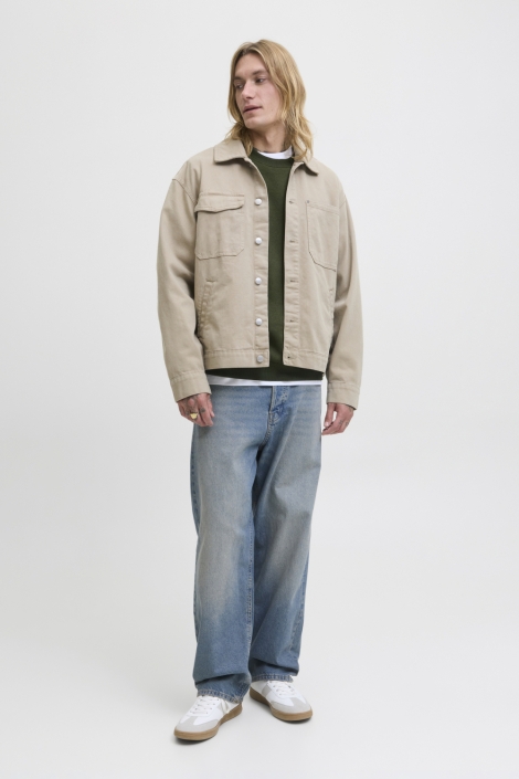 Jack & Jones groene heren sweater | Sfeerbeeld, In situatie