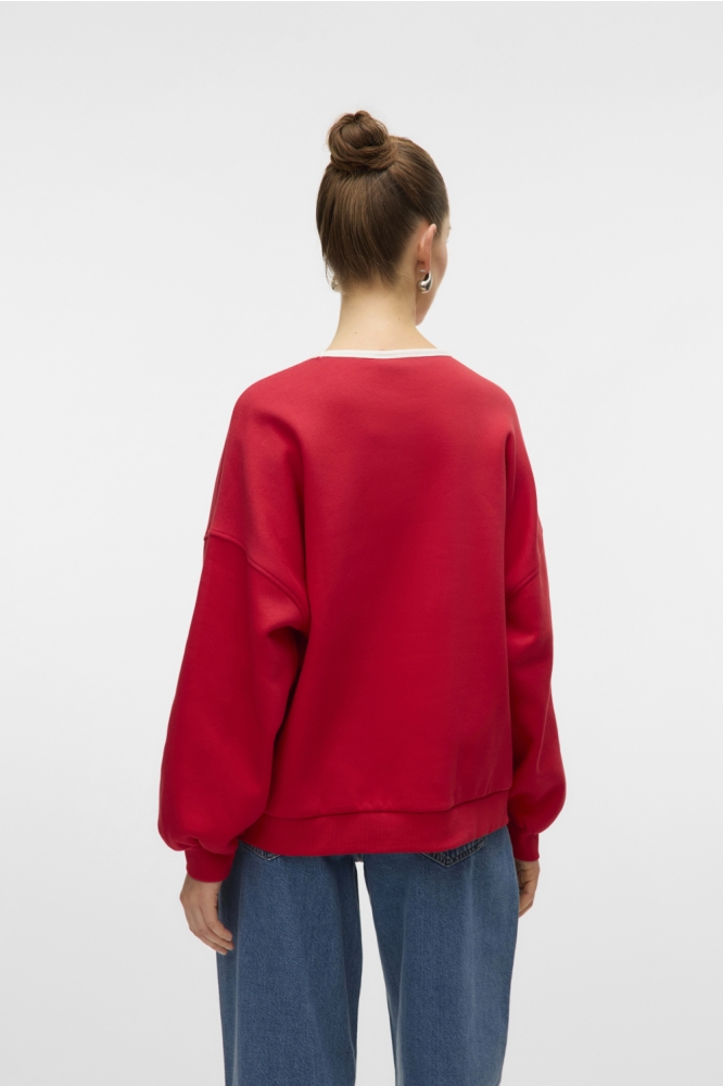 Vero Moda rode dames sweater | Model achteraanzicht