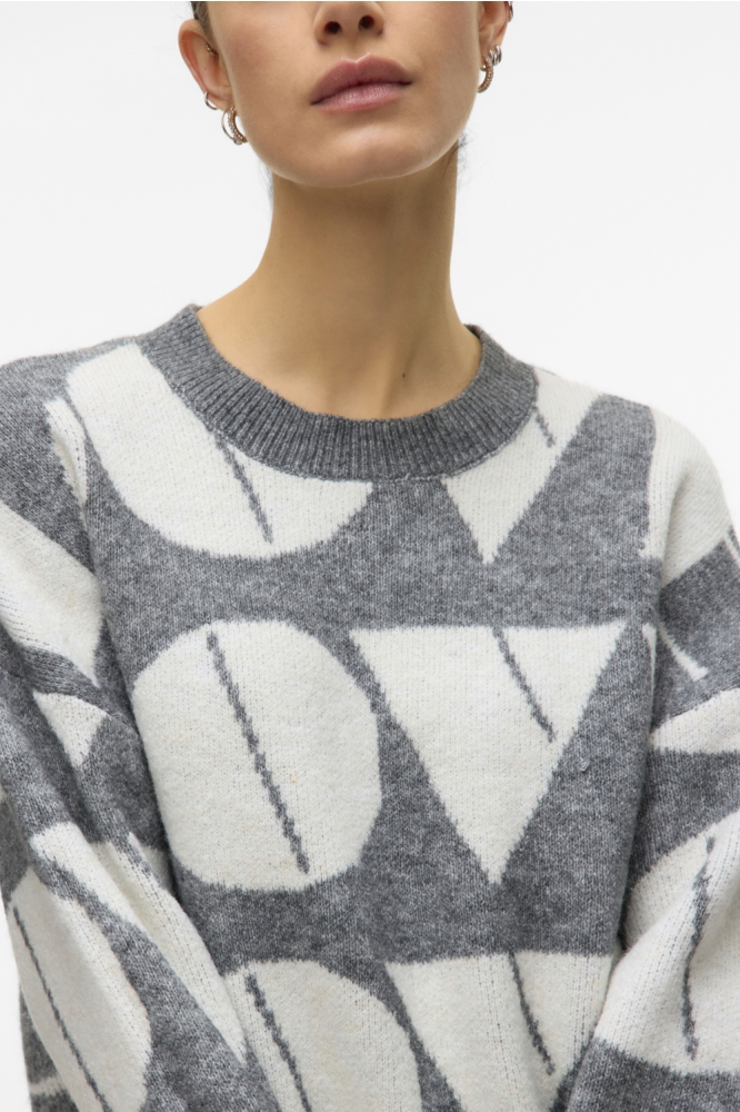 Vero Moda grijze dames trui | Close up