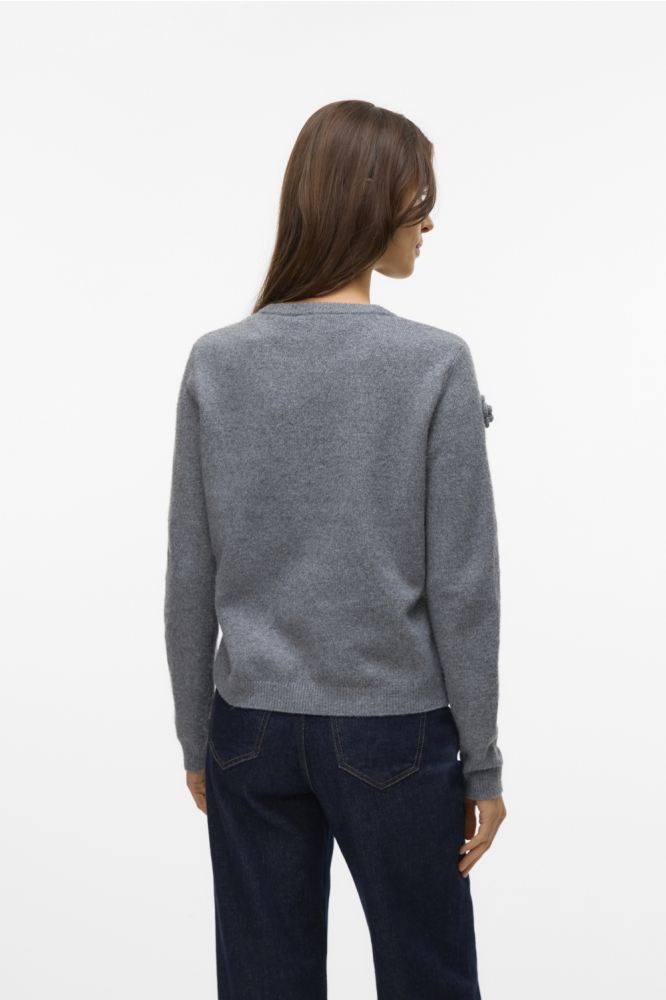 Vero Moda grijze dames trui | Model achteraanzicht