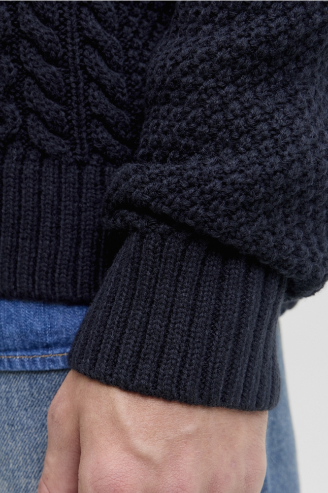 Jack & Jones blauwe heren trui | Close up