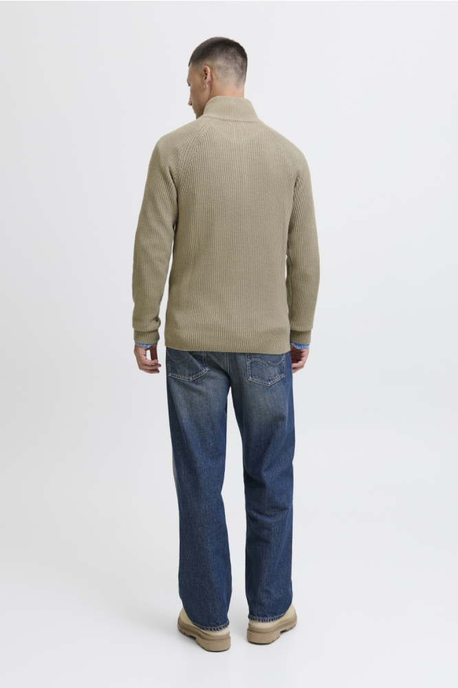Jack & Jones beige heren trui | Model achteraanzicht