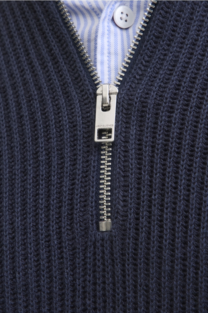 Jack & Jones blauwe heren trui | Close up