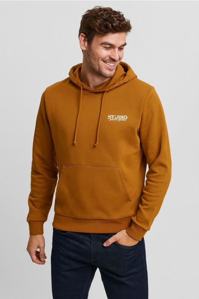 Jack & Jones bruine heren sweater | Model