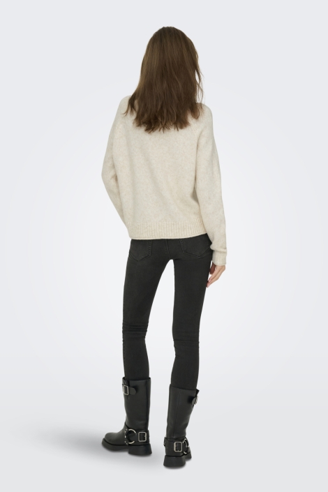 Jacqueline de Yong ecru dames trui | Model achteraanzicht
