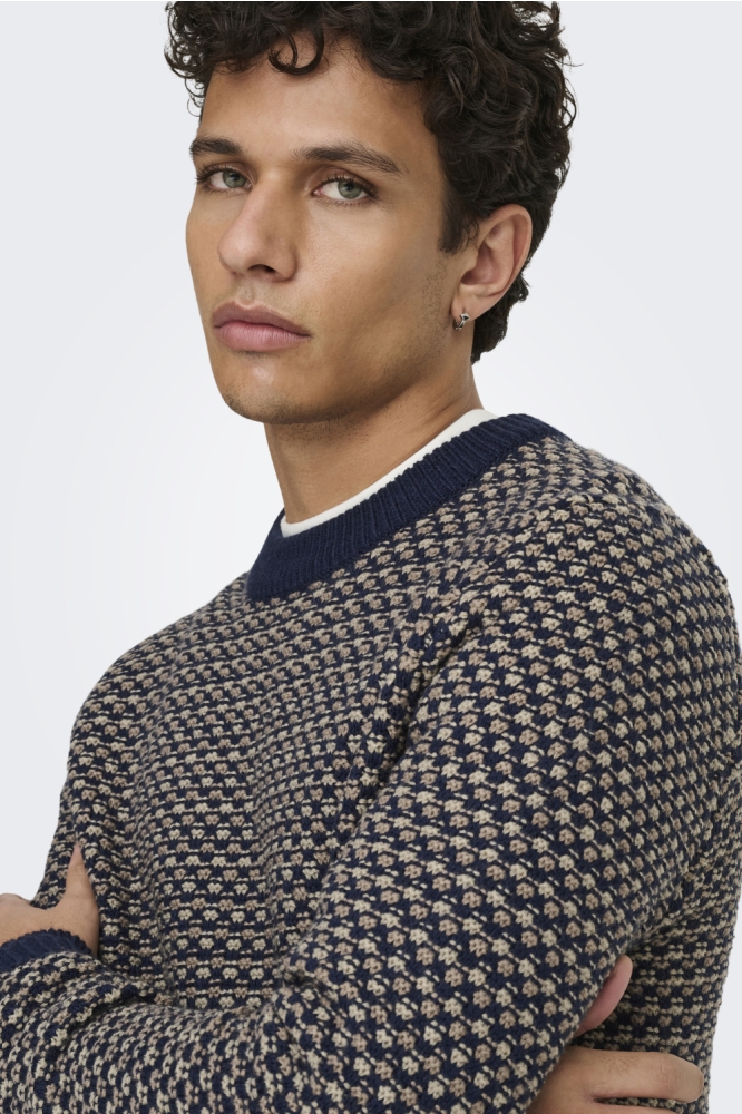 Only & Sons blauwe heren trui | Close up