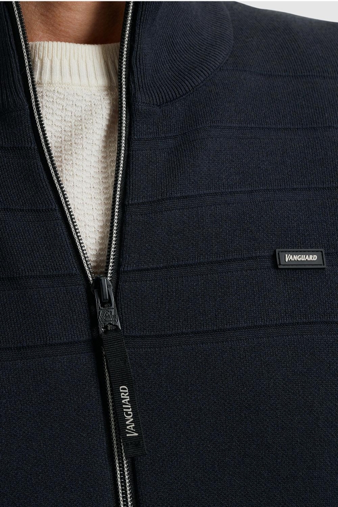 Vanguard blauwe heren vest | Close up
