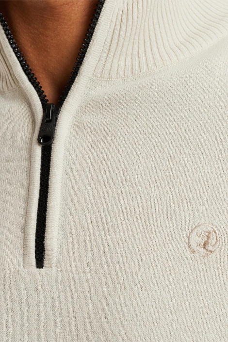 Cast Iron ecru heren trui | Close up