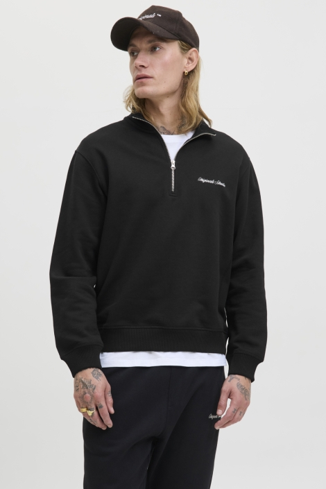 Jack & Jones zwarte heren sweater | Model vooraanzicht