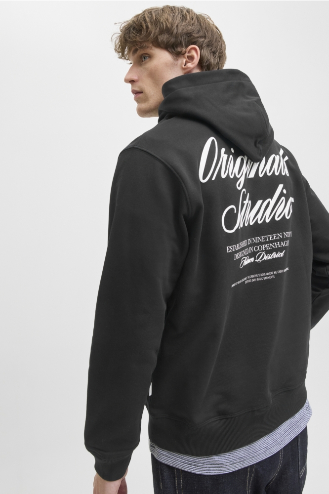 Jack & Jones zwarte heren sweater | Model achteraanzicht