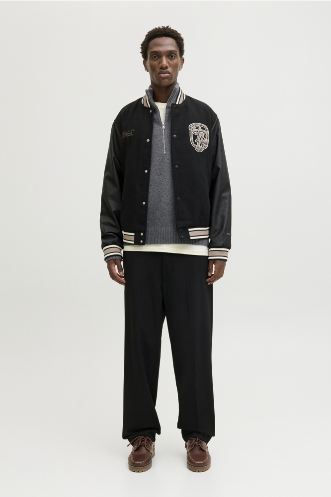 Jack & Jones grijze heren trui | Model