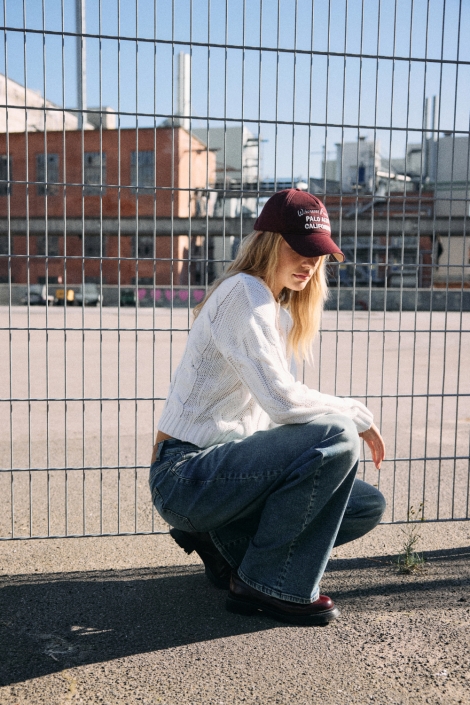 Noisy may beige dames trui | Sfeerbeeld, In situatie