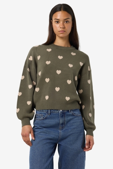 Noisy may NMCHARLOTT L/S O-NECK KNIT FWD NOOS 27028159 Kalamata/HUMUS HEARTS