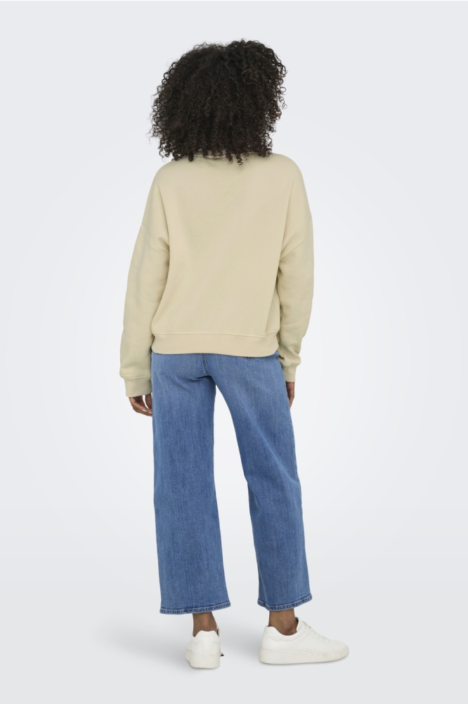 Only beige dames sweater | Model achteraanzicht