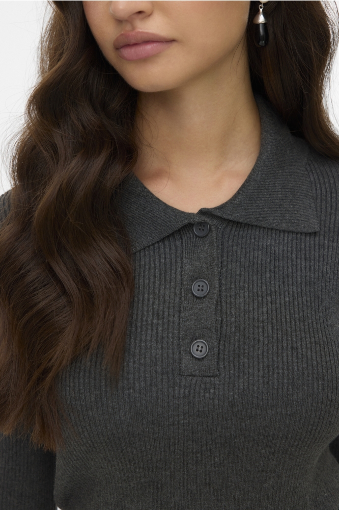 Vero Moda grijze dames trui | Model vooraanzicht