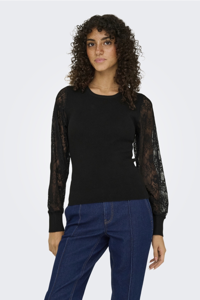 Only zwarte dames trui | Model vooraanzicht